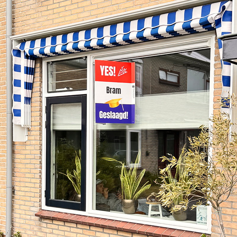 Raambord Geslaagd Nederlandse Vlag YES! – voorbeeld van de personalisatie